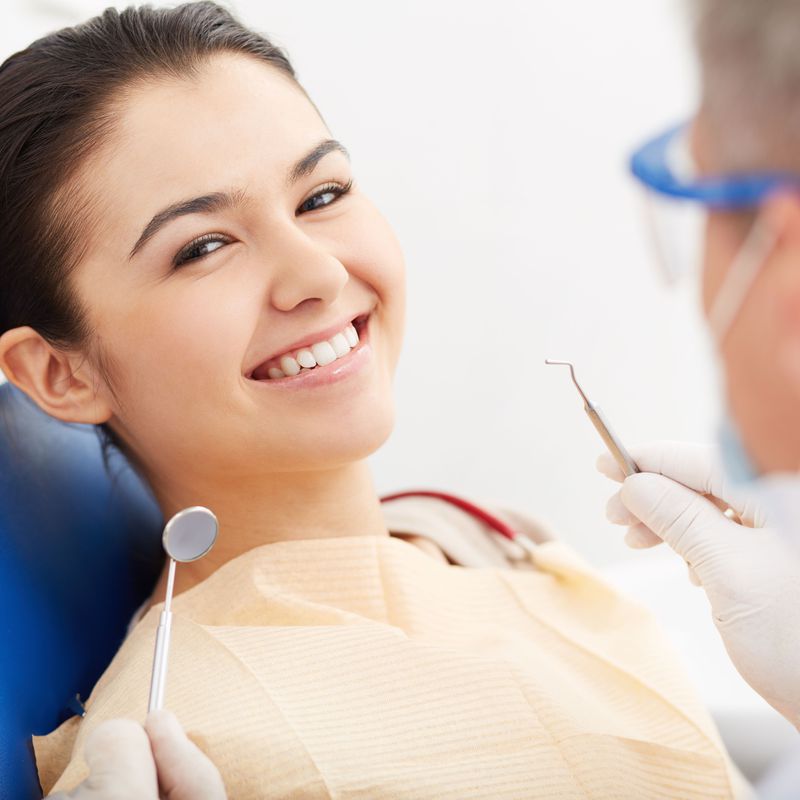 Limpieza bucal: Servicios  de Clínica Dental Cadillon