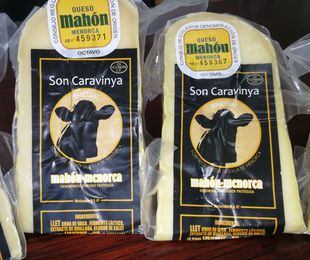 Pieza de queso Son Caravinya semi 2,350 - 2,600 Kg