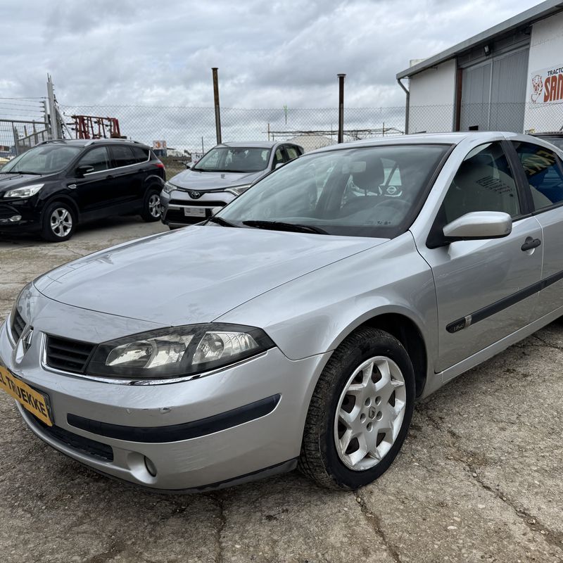 Renault laguna 1.9 dci 110 cv del 2006 con 287.000 km: Stock de Vehículos de El Truekke