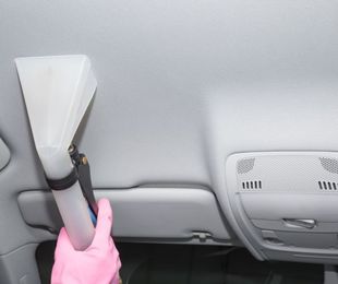 Cómo mantener limpia la tapicería de tu coche