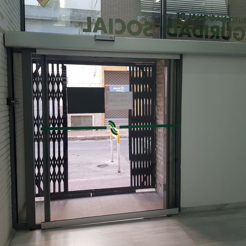 Instalación de Puertas Automáticas: Servicios de Puertas Automáticas Rubén
