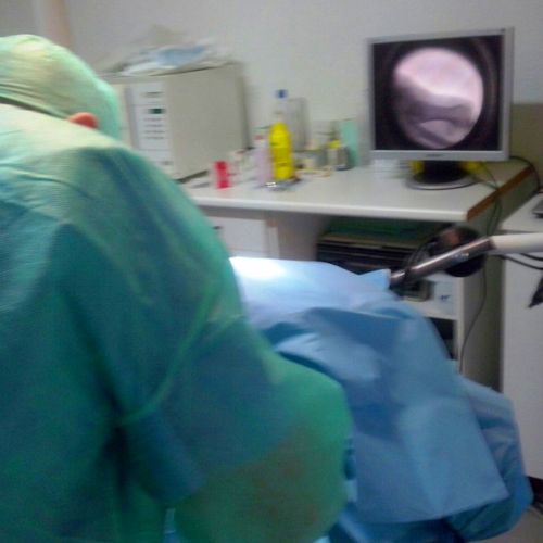 Intervención quirúrgica bajo visión fluroscopio