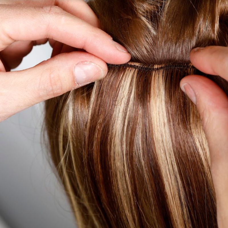 Extensiones de cabello: Servicios de Salón de Peluquería y Estética Iraga