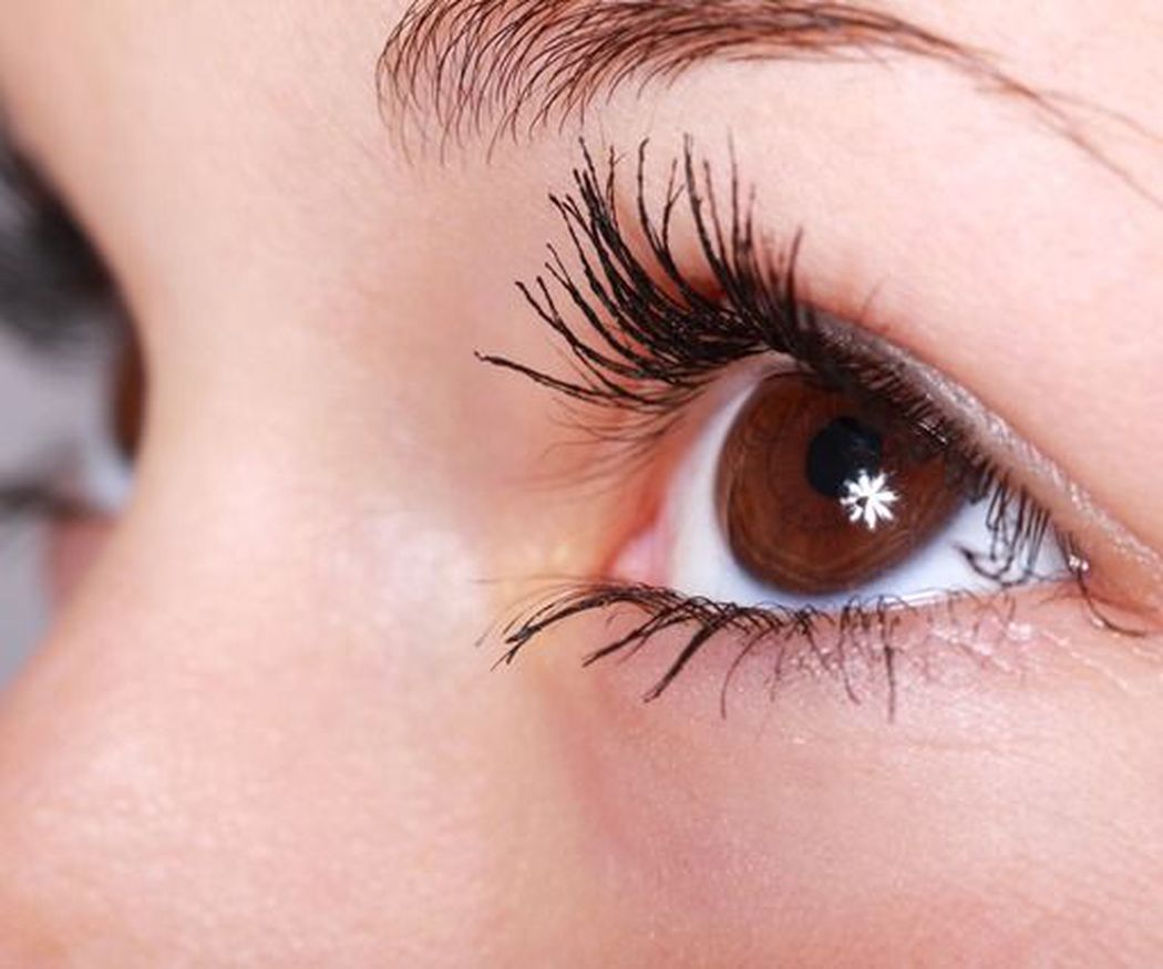 Elimina las bolsas de los ojos con la blefaroplastia
