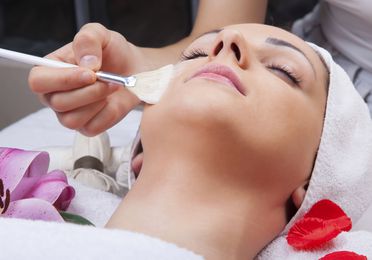 Tratamientos de Peeling/ Cromoterapia