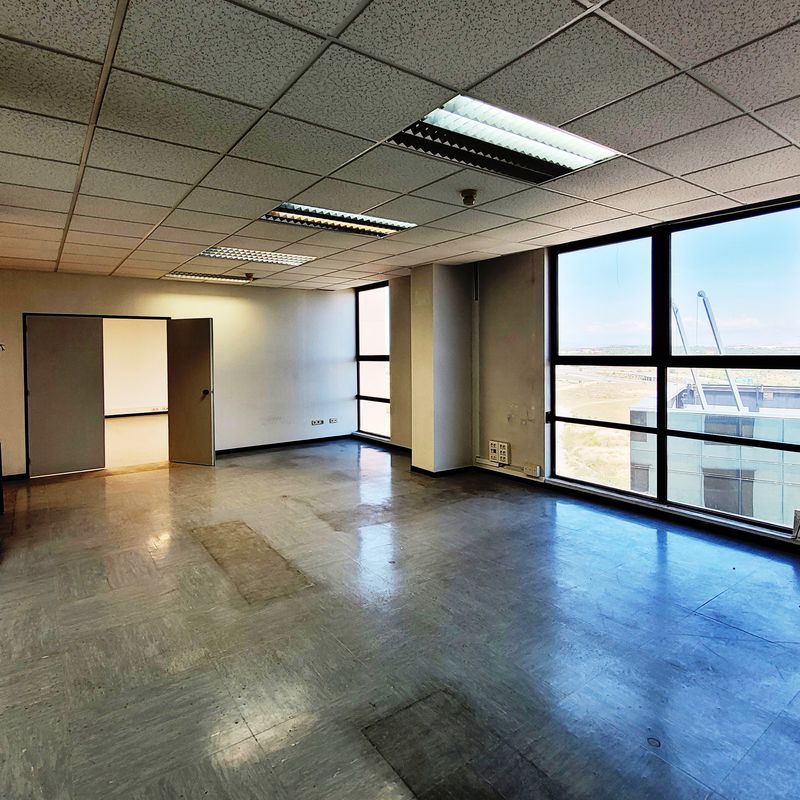 Local uso mixto Oficinas-industrial de 844 m² en 5ª planta, en Las Tablas:  de Vicente Palau Jiménez - Agente Inmobiliario