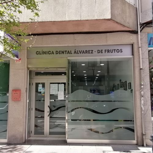 Periodoncia dental en Vigo