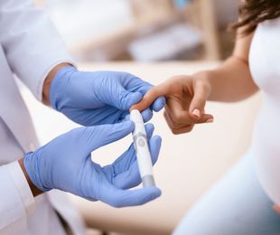 Perfil lipídico y glucémico: ¿Por qué es importante medirlos regularmente?