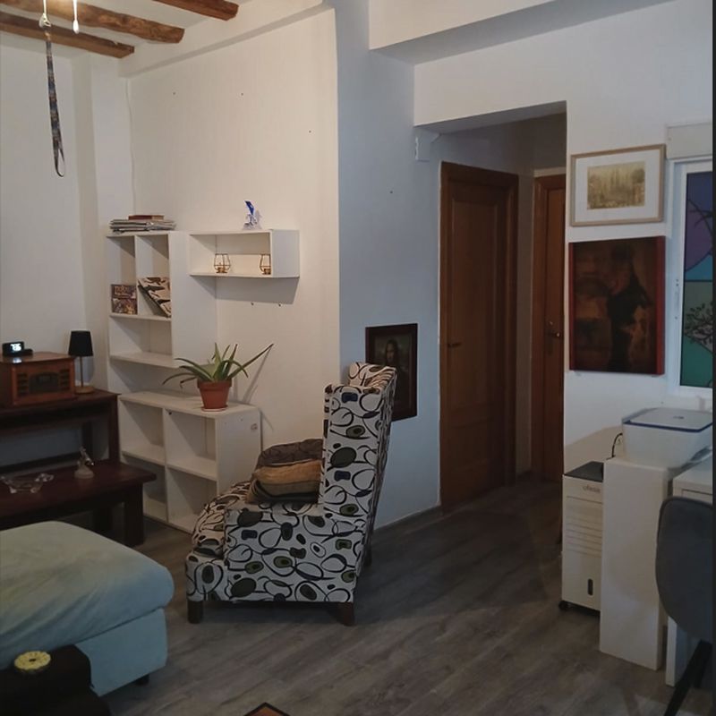 Barrio de La Magdalena, calle Las Arcadas, 2 dormitorios, reformado:  de Fincas Goya