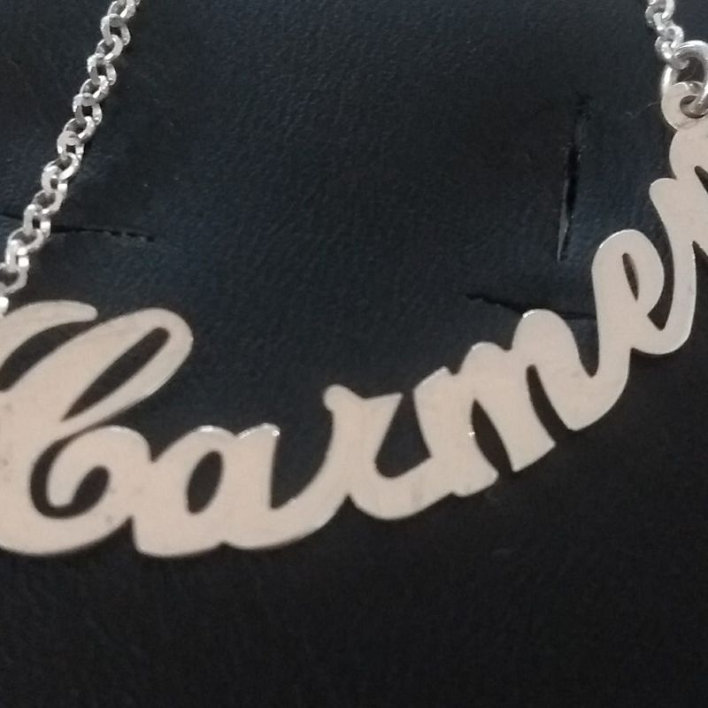 Nombre en plata de ley: Catálogo de Joyería Izquierdo
