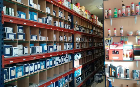 Repuestos para turismos , todoterreno, furgonetas todas las marcas y modelos