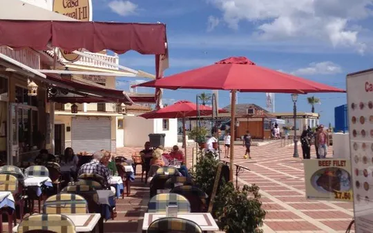 Restaurante con vistas al mar en Torremolinos