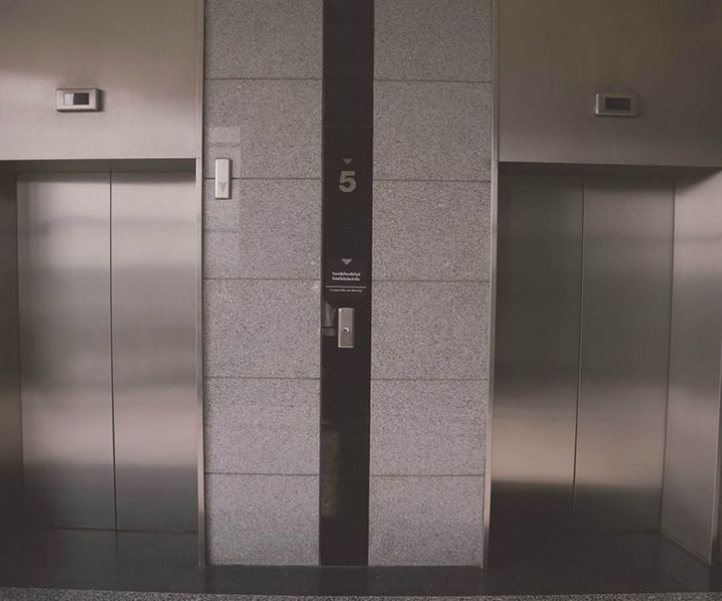 Algunas pautas de seguridad en los ascensores