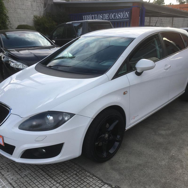 SEAT LEON 1.6TDI  COPA 105CV: VEHÍCULOS de Ocasión A Lagoa Ribadumia