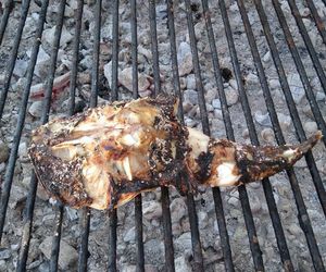 Asador de pescado en Santurtzi