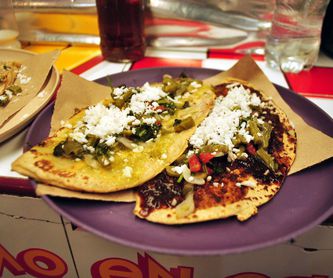 Tacos (4):  de Taquería El Mariachi