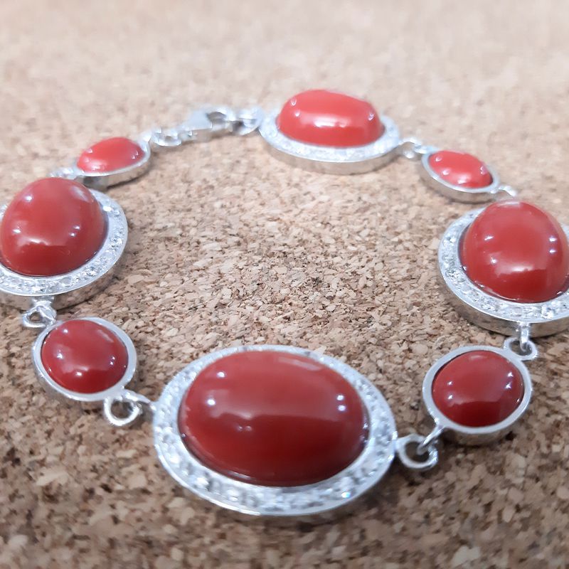 Pulsera plata con corales: Catálogo de Joyería Izquierdo