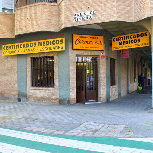 Certificado médico para el carnet de conducir en Sevilla | Cerma