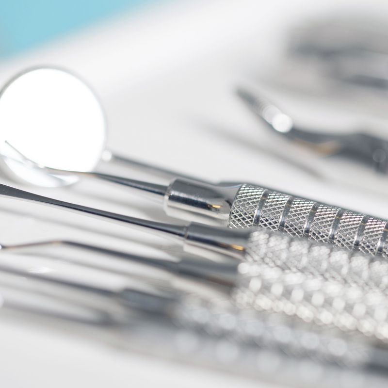 Odontología conservadora y general: Tratamientos de Clínica Dental Santa Marta