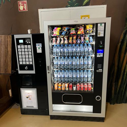 Instalación y reposición de máquinas vending en Almería
