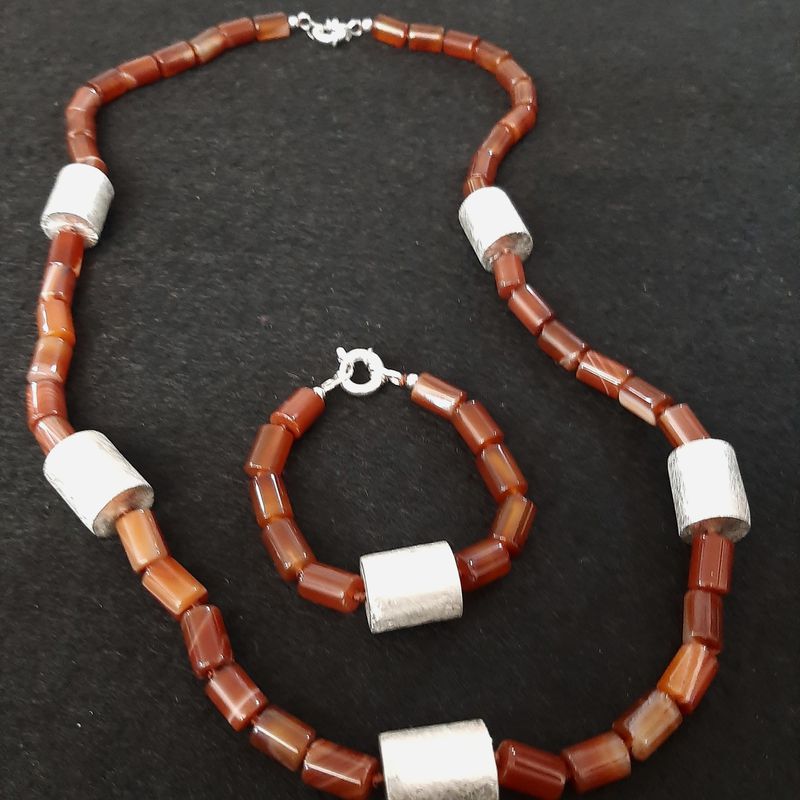 COLLAR Y PULSERA AGATAS: Catálogo de Joyería Izquierdo