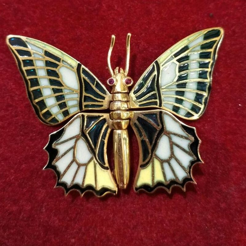 Broche de mariposa de oro de 18k  esmalte pliqué a jour. S.XIX: Catálogo de Antigua Joyeros