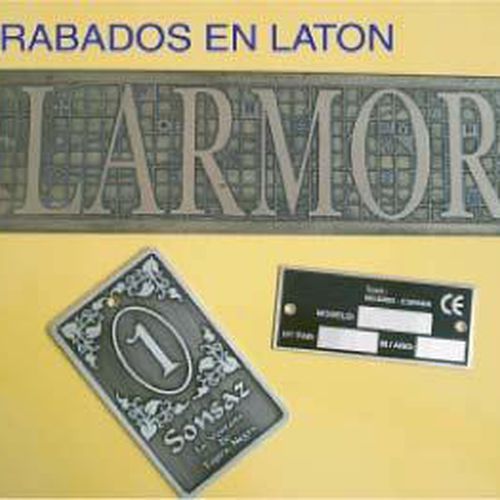 Grabados de placas industriales en Madrid centro | Grabados Dalima, S.L.