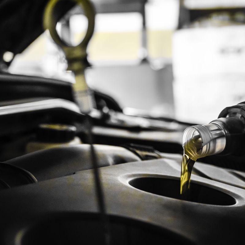 Cambio de aceite: Servicios de Taller Mecánico Chriscars