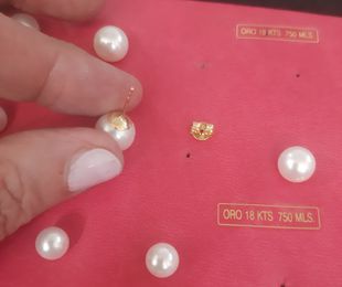 Pendientes de oro