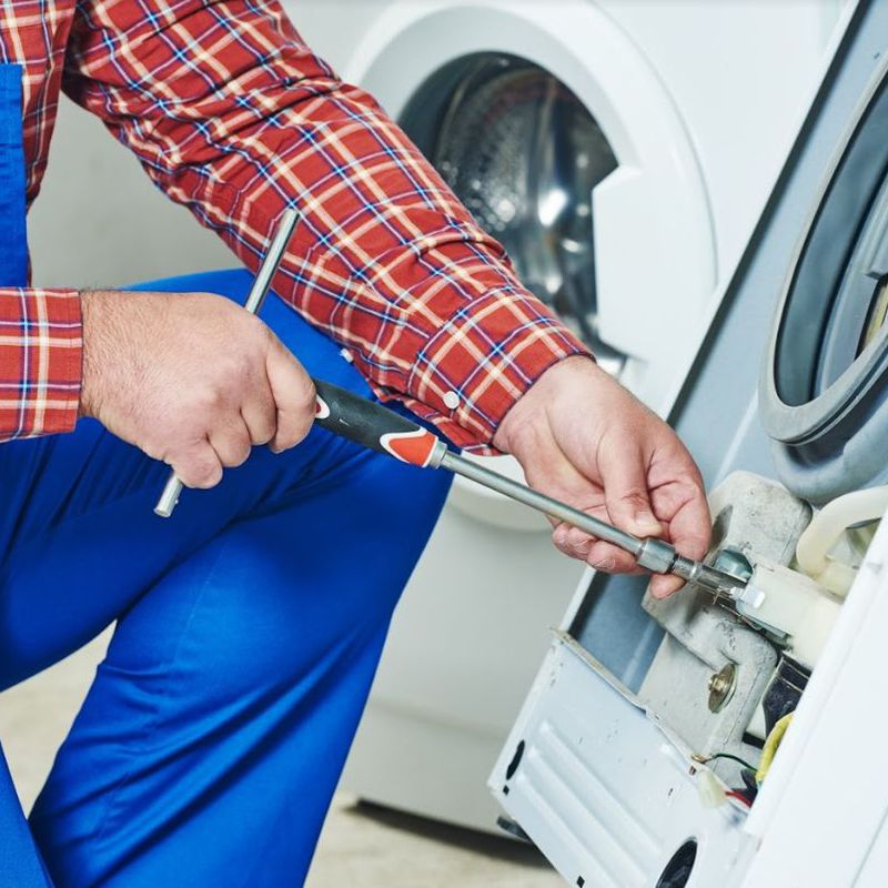 Reparación de secadoras: Servicios de Briotec