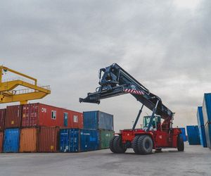 Todo lo que debes saber antes de comprar una grúa