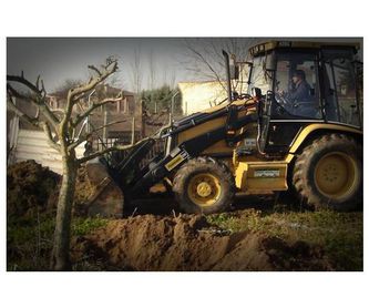 Trabajos en tierra y rocas: Servicios de Excavaciones y Transportes Hermanos Morillo