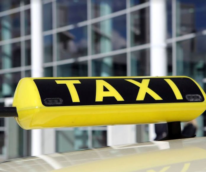 Servicio a empresas: Servicios de Taxi Torija