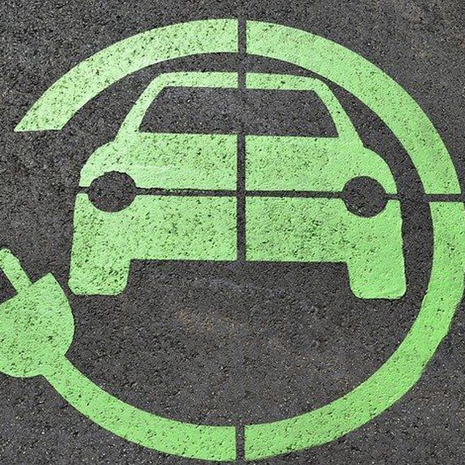 Vehículos eléctricos, puntos de recarga y medioambiente