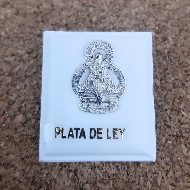 Pin de plata de la Virgen de la cabeza: Catálogo de Joyería Izquierdo