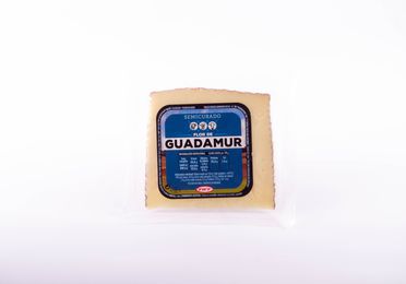 Paquete queso Guadamur semi loncheado  