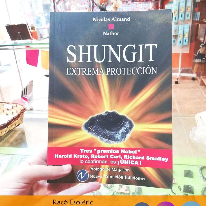 Shungit, extrema protección: Cursos y productos de Racó Esoteric Font de mi Salut