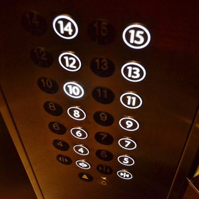 ¿Deben pagar todos los vecinos la instalación del ascensor?