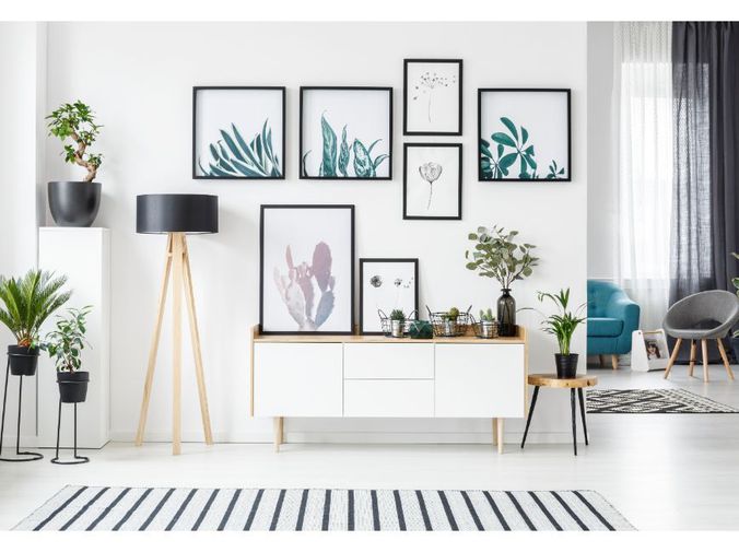 Decora las paredes de tu casa con cosas que no son cuadros: 14 ideas  originales con sello de garantía 'El Mueble