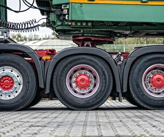 Mantenimiento de flota de camiones y furgonetas: Servicios especializados de Taller de camiones y vehículos industriales en valencia