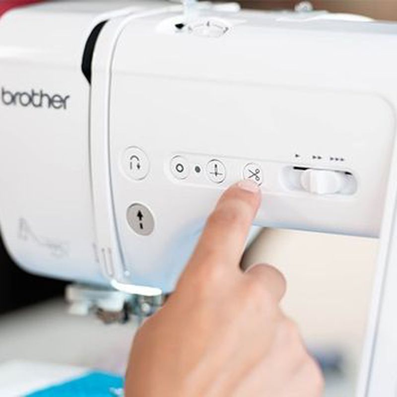 Máquina de coser Brother Innovis A150: Productos de KOSSE