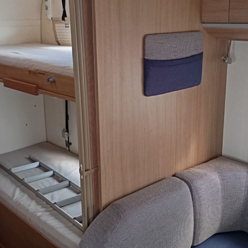 ADRIA AVIVA 495 LM - CARAVAN INN - LITERAS
