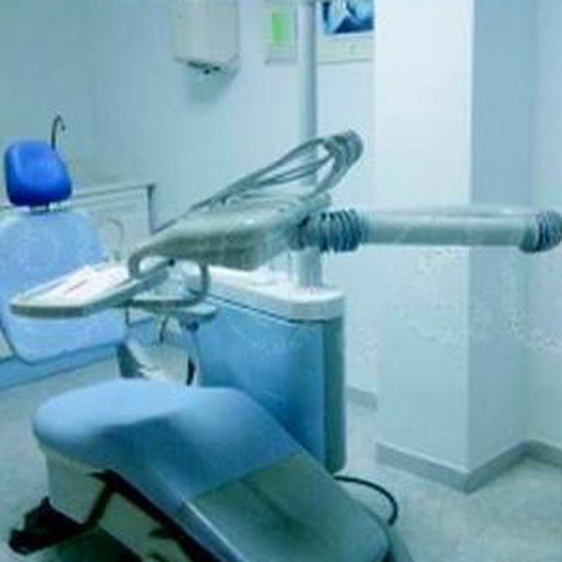 Implantes: Servicios de Clínica Dental Dra. Amparo Magraner