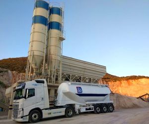 Transporte de cementos Almería | Transportes Ciudad de Alhama