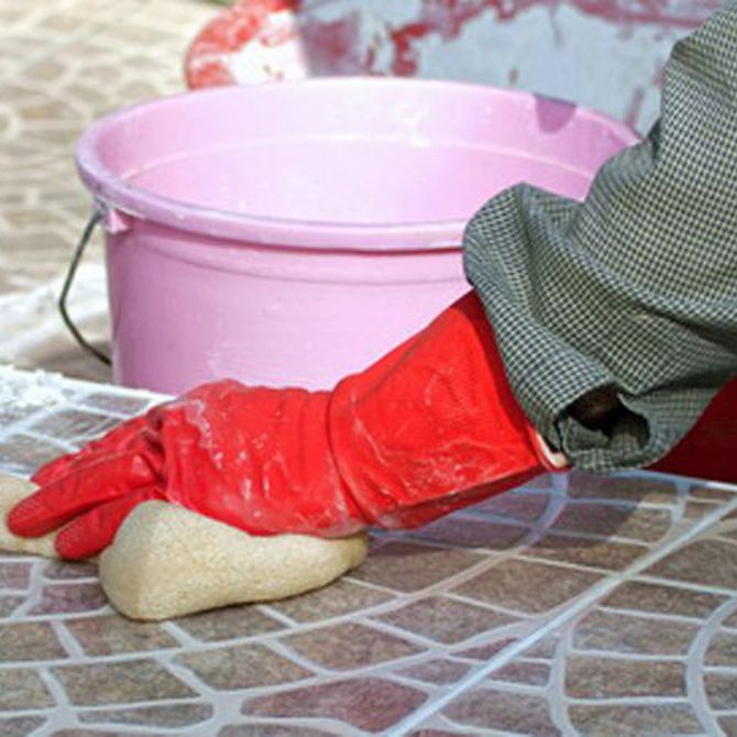 Cómo limpiar y mantener en buen estado las juntas de azulejos y baldosas