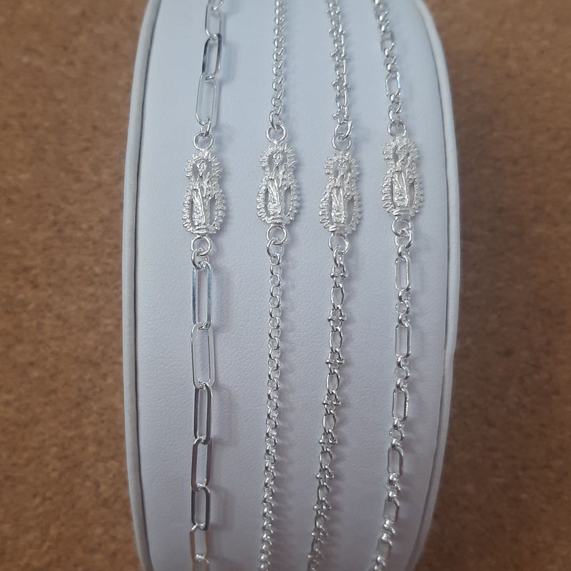Pulseras Virgen de los Remedios: Catálogo de Joyería Izquierdo