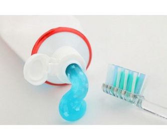 Control químico de la placa dental: Especialidades de CEO Centro de Especialidades Odontológicas