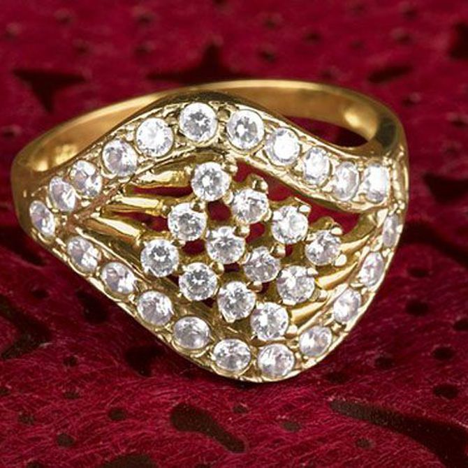 Conselhos para comprar uma joia com diamantes
