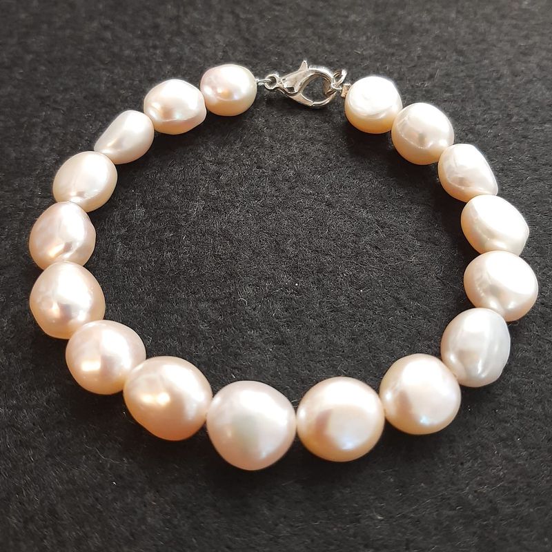 Pulsera de perlas: Catálogo de Joyería Izquierdo