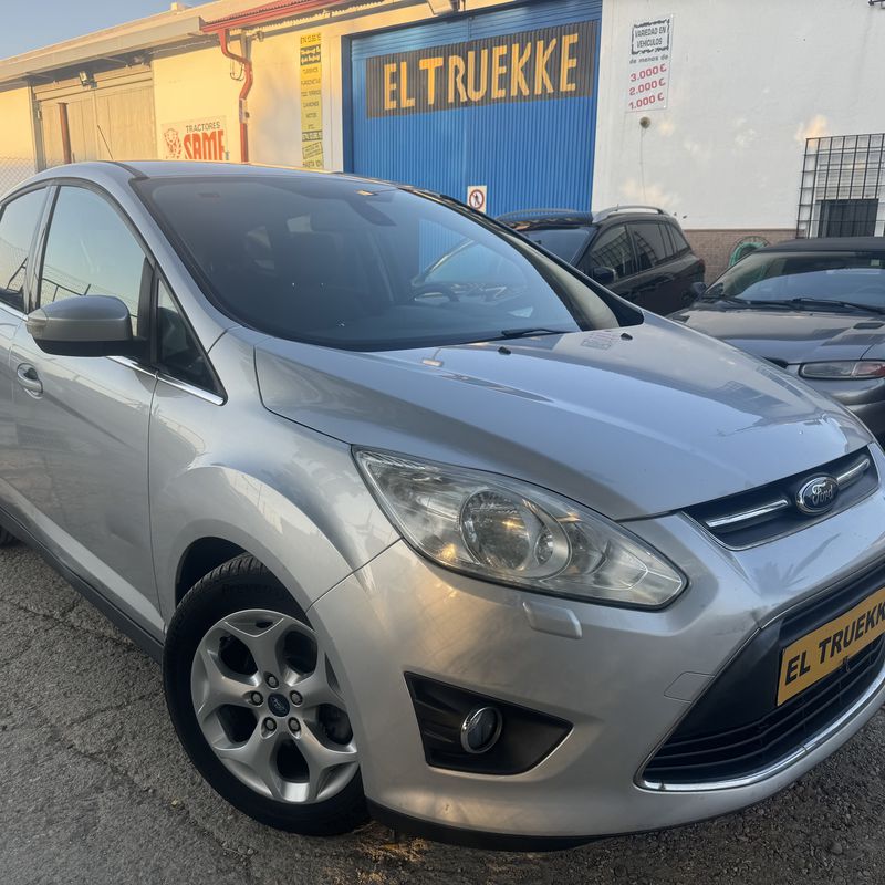 Ford C-Max 1.6 tdci 115 cv del 8/2012 con solo 150.000 km: Stock de Vehículos de El Truekke